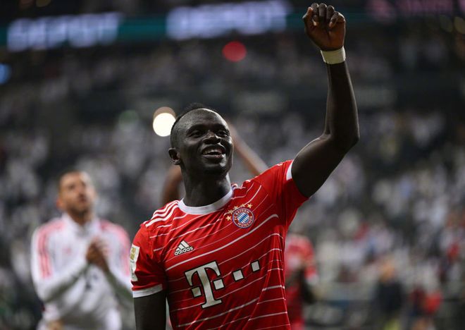 重返诺坎普首战，45157人现场观看巴萨vs毕尔巴鄂竞技（诺坎普回归首战，45157名球迷见证巴萨对阵毕尔巴鄂竞技）