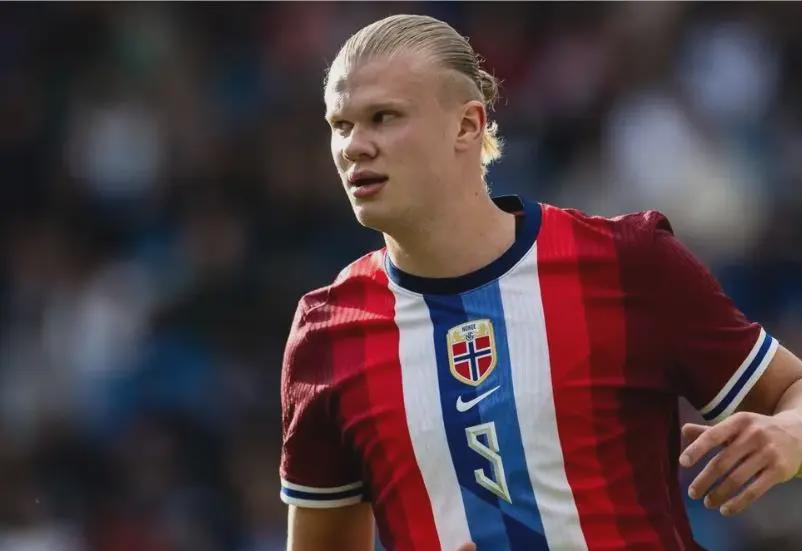 C罗发专访预告片：乔治娜问我要戒指；我资产早就超10亿美元