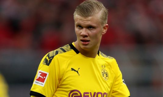 杨昊透露女排近况！世锦赛迎利好有望站上领奖台，副攻应进行优化（杨昊披露女排最新动态：世锦赛利好助力冲击领奖台，副攻需优化）