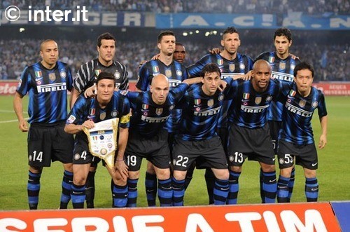 亨利：阿森纳今年必须赢得联赛冠军，伤病、赛程密集不是借口（亨利：阿森纳本季非夺冠不可，伤病与密集赛程不该成借口）