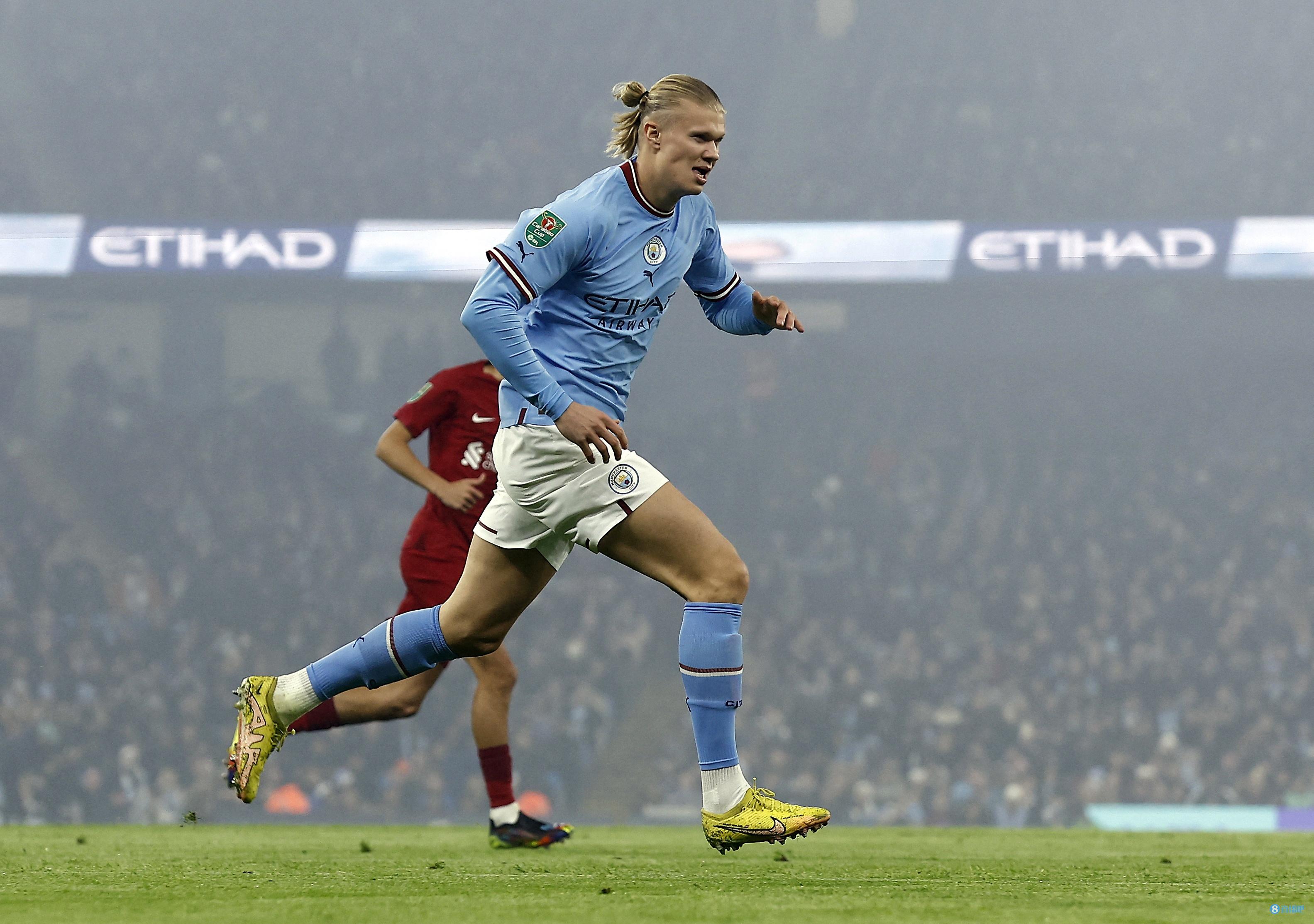 离大谱了！ 范戴克你退个锤子的退啊！利物浦1：1桑德兰！ 主队信仰只为英超（太离谱！范戴克你退啥退？利物浦1-1桑德兰，主队信仰只为英超）