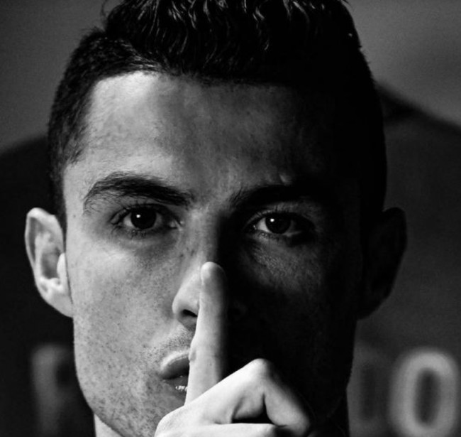 格外耀眼，百度地图APP搜“泰州”会出现“泰州总冠军”字样（在百度地图APP搜索“泰州”将出现“泰州总冠军”字样，格外醒目）