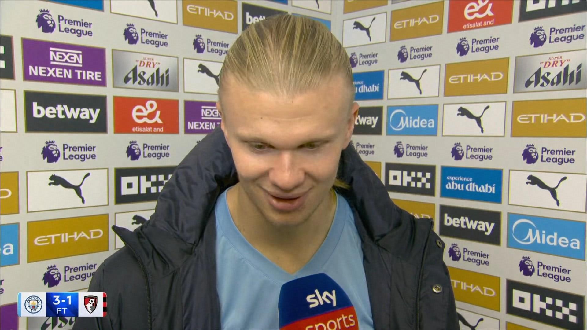 AC米兰在意大利杯负于拉齐奥，终结13场不败，放弃杯赛以专注意甲，凸显战略调整。（AC米兰意杯不敌拉齐奥，13场不败告终，弃杯专攻意甲显战略转向）