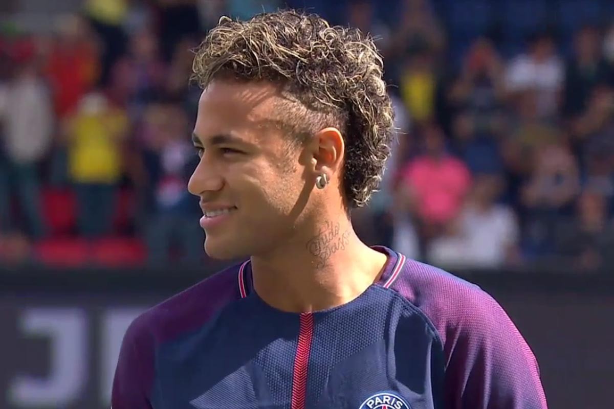 河内公安主帅：上半场我们表现不佳，中场调整后开始掌控比赛（河内公安主帅：上半场状态低迷，半场调整后掌控局面）