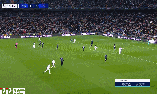 TA：菱形中场巩固了红军防守，伊萨克&埃基蒂克组合仍需磨合